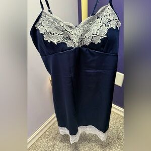 NWOT Elegant Navy and White Satin/Lace Chemise
